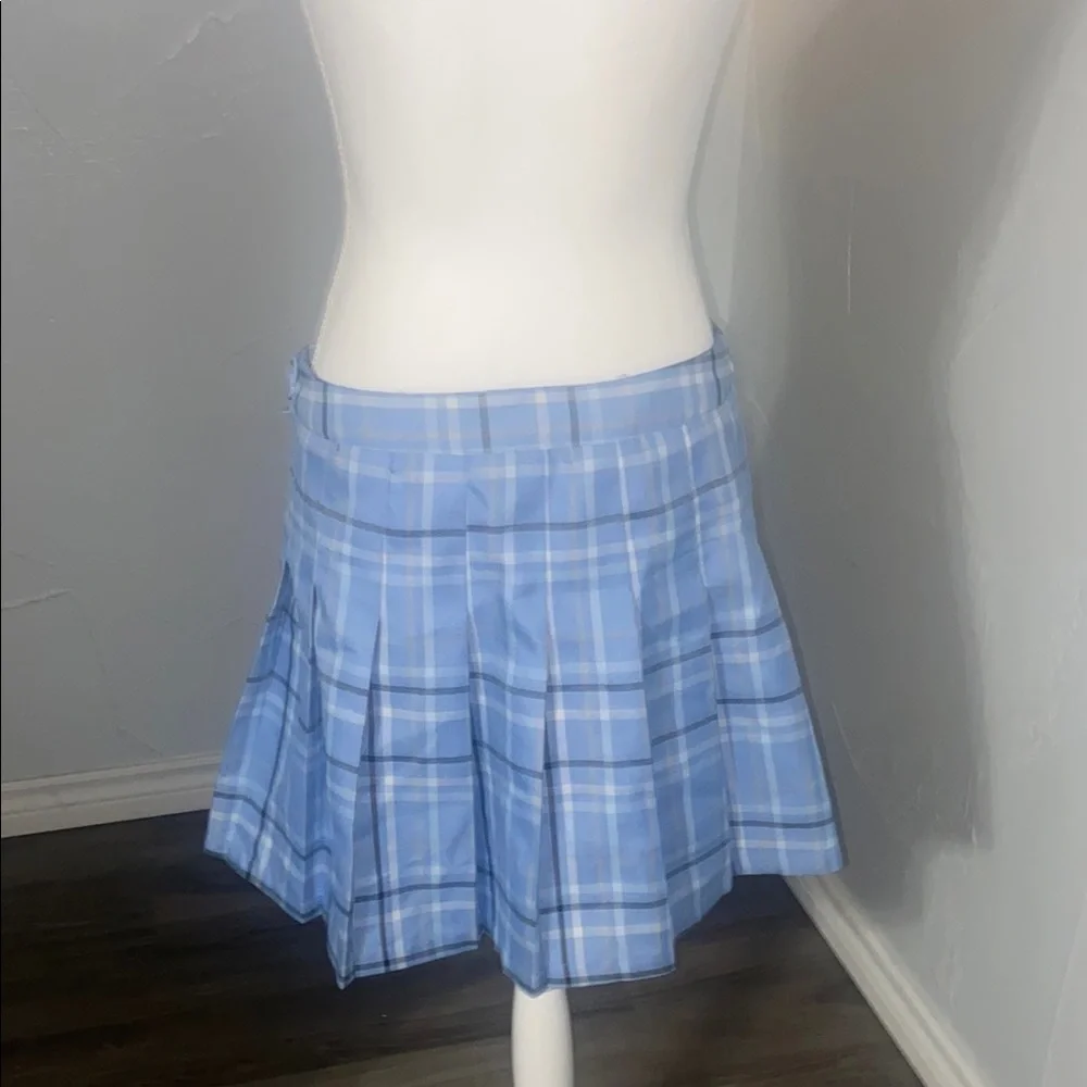 Blue and White Pleated Skater Mini Skirt - Picture 4 of 4